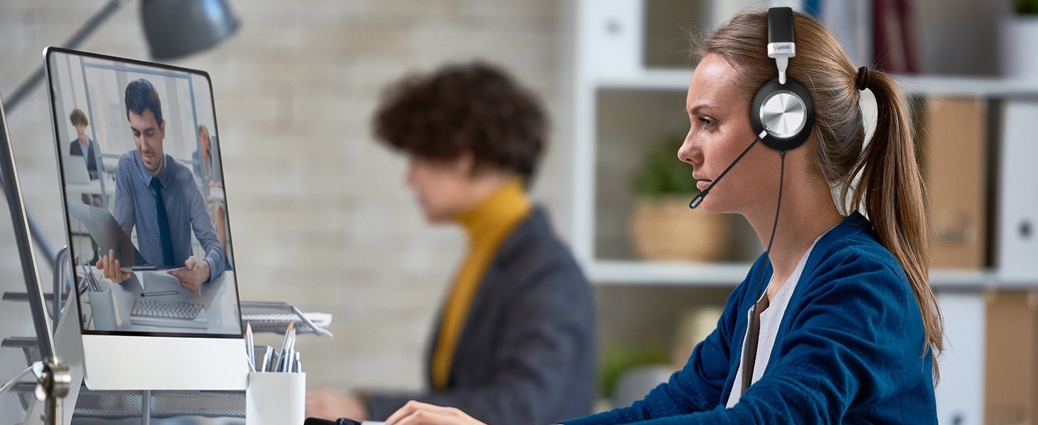 earphones with microphone