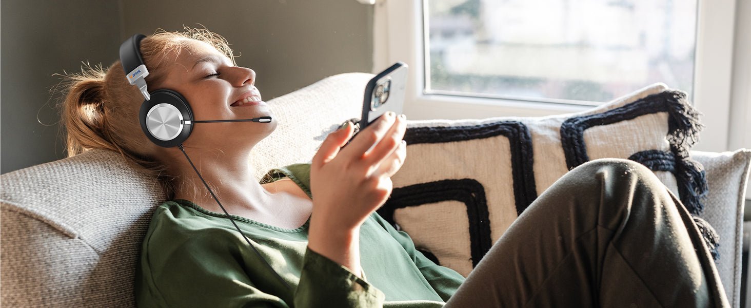 guitar center headphones