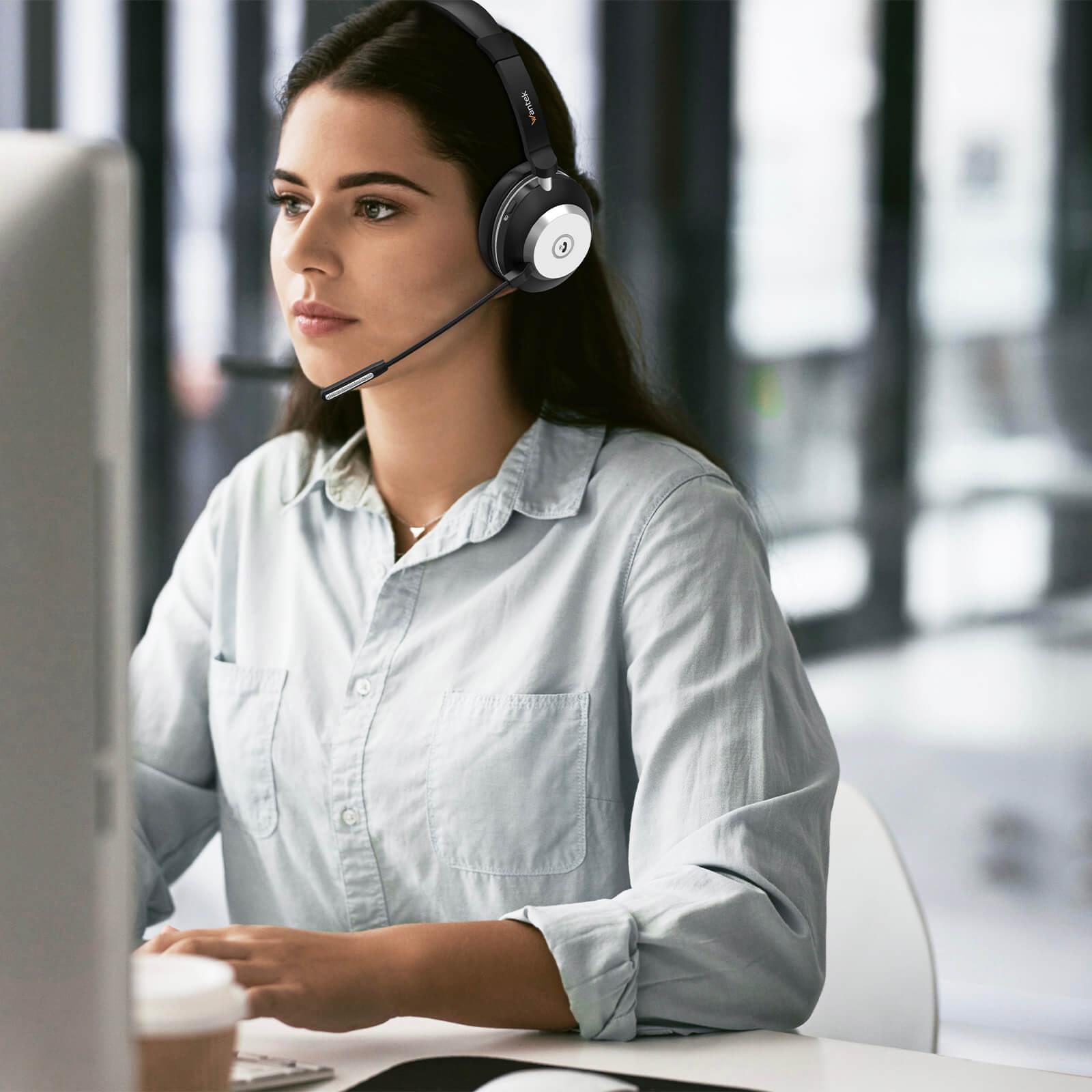 Bluetooth Headphones with Microphone